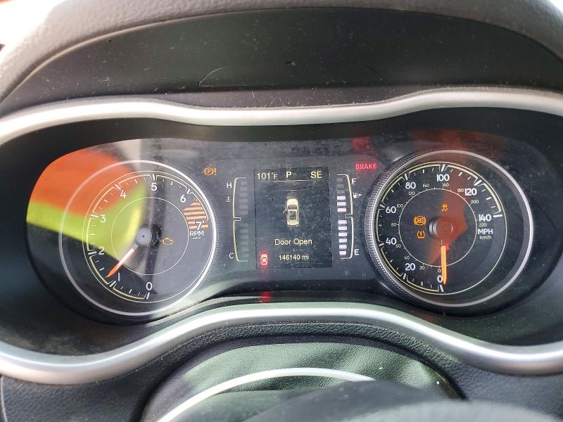 52961666 :رقم المزاد ، 1C4PJLCB5HW592059 vin ، 2017 Jeep Cherokee مزاد بيع
