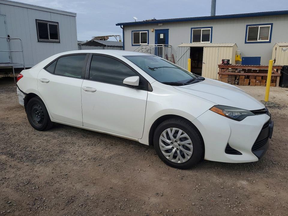Aukcja sprzedaży 2017 Toyota Corolla, vin: 5YFBURHE0HP622679, numer aukcji: 52945936