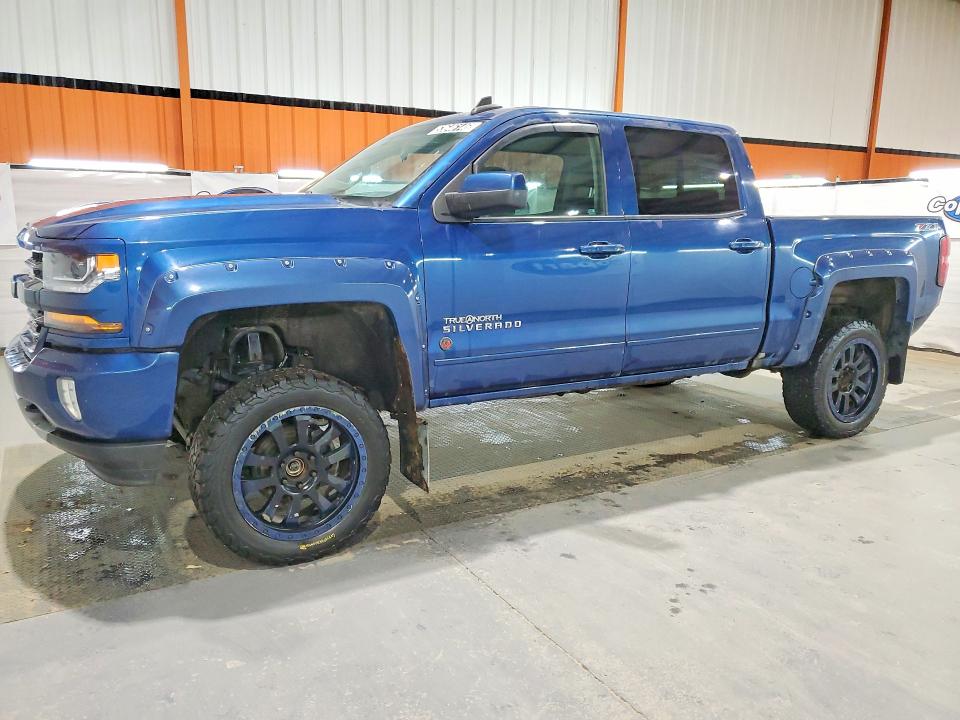 Продажа на аукционе авто 2017 Chevrolet Silverado, vin: 3GCUKREC3HG310038, номер лота: 53646146