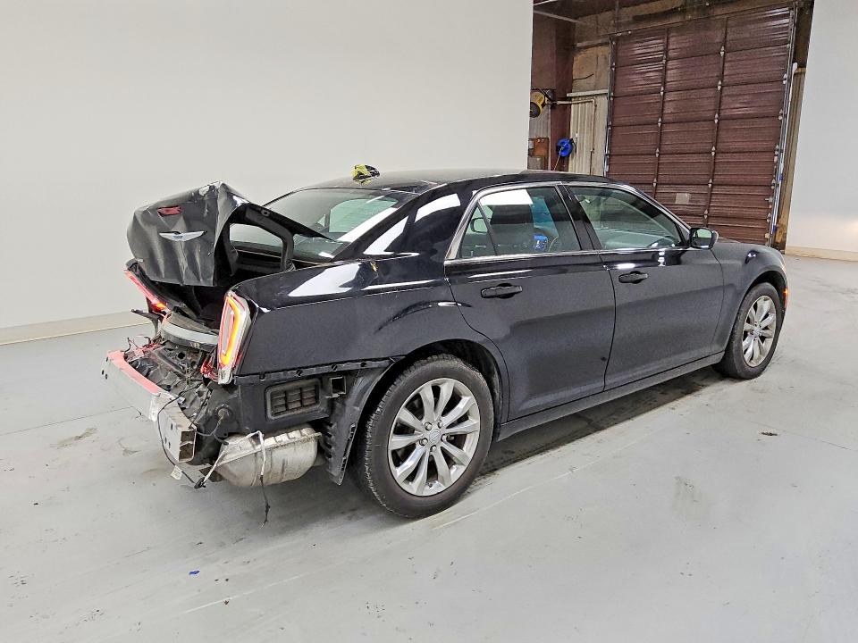 51106716 :رقم المزاد ، 2C3CCARG0NH205531 vin ، 2022 Chrysler 300 مزاد بيع
