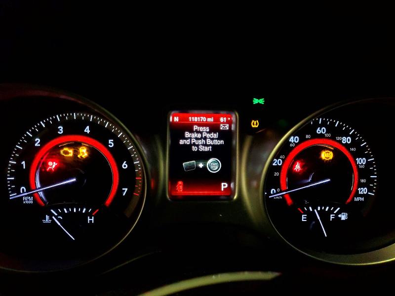 52572096 :رقم المزاد ، 3C4PDCEG5FT517056 vin ، 2015 Dodge Journey مزاد بيع