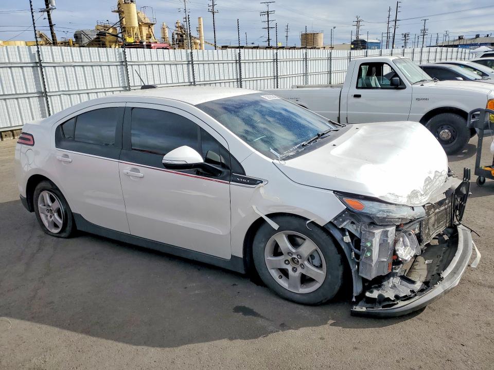 2015 Chevrolet Volt მანქანა იყიდება აუქციონზე, vin: 1G1RC6E41FU141764, აუქციონის ნომერი: 52080946