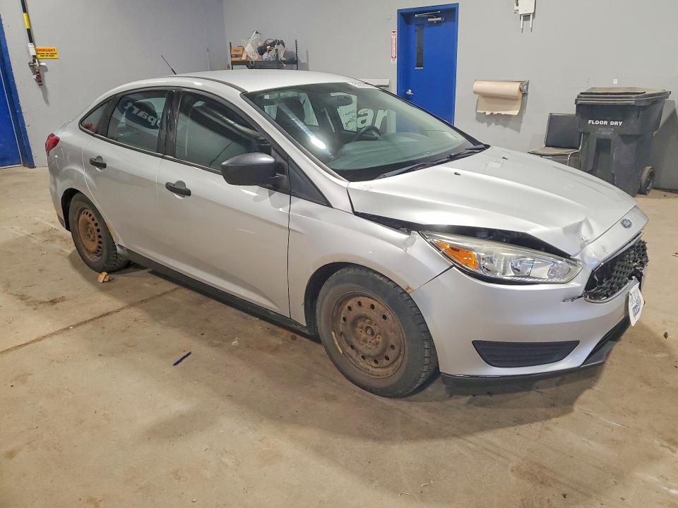 53682226 :رقم المزاد ، 1FADP3E27FL257923 vin ، 2015 Ford Focus مزاد بيع