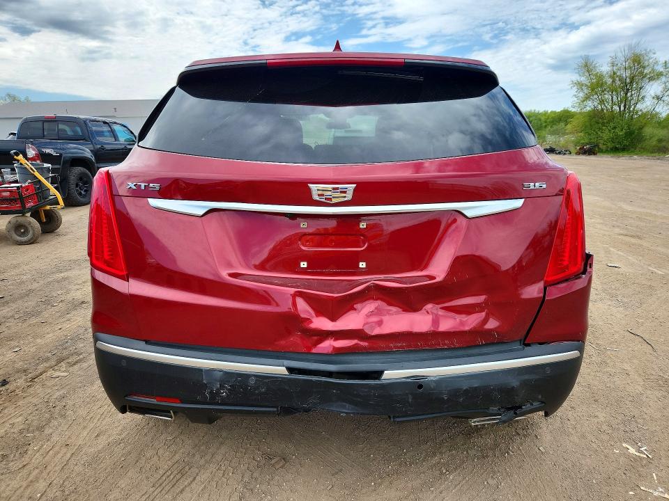 53051606 :رقم المزاد ، 1GYKNCRS1KZ155469 vin ، 2019 Cadillac Xt5 مزاد بيع