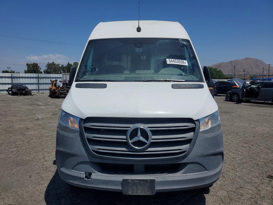 54453936 :رقم المزاد ، W1Y4ECHY5NT081223 vin ، 2022 Mercedes Benz Sprinter مزاد بيع