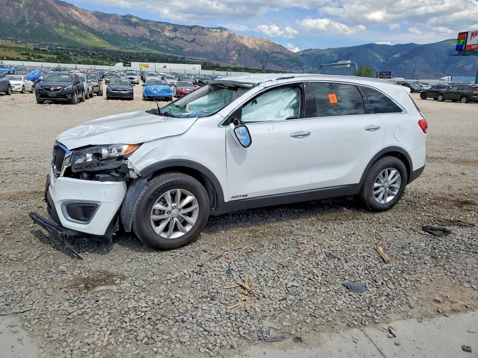 55068176 :رقم المزاد ، 5XYPGDA59HG197347 vin ، 2017 Kia Sorento مزاد بيع