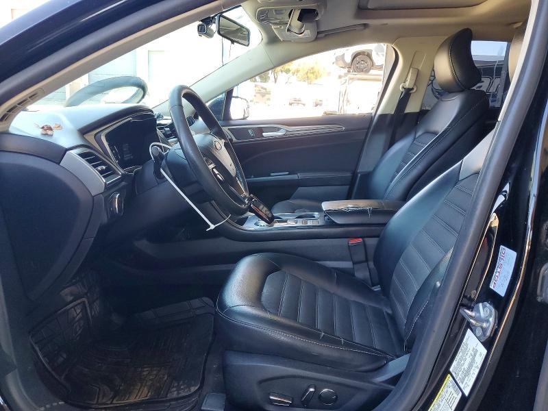 53852276 :رقم المزاد ، 3FA6P0LU3HR315431 vin ، 2017 Ford Fusion مزاد بيع