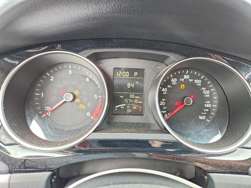 53631096 :رقم المزاد ، 3VWLA7AJXFM305695 vin ، 2015 Volkswagen Jetta مزاد بيع
