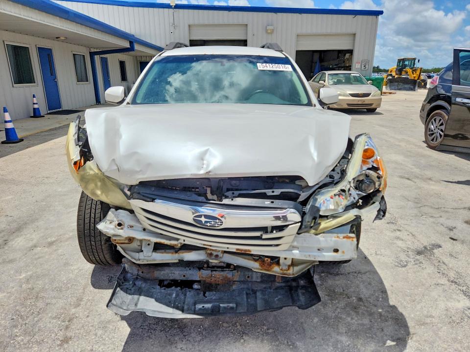2011 Subaru Outback მანქანა იყიდება აუქციონზე, vin: 4S4BRCCCXB3318386, აუქციონის ნომერი: 54125016