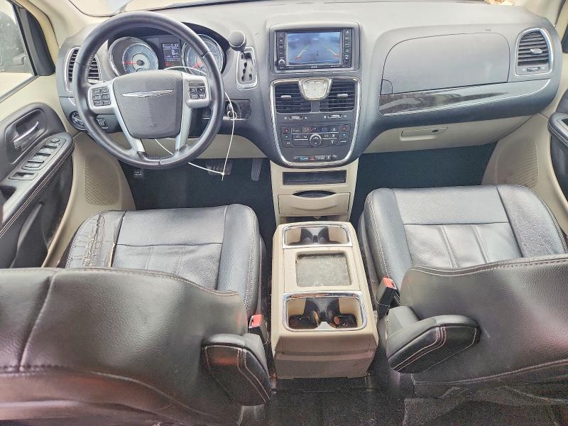 54316316 :رقم المزاد ، 2C4RC1BG4DR727216 vin ، 2013 Chrysler Town & Country مزاد بيع