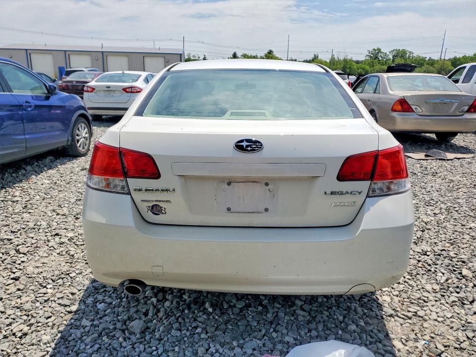 2013 Subaru Legacy მანქანა იყიდება აუქციონზე, vin: 4S3BMBB65D3033624, აუქციონის ნომერი: 53735396