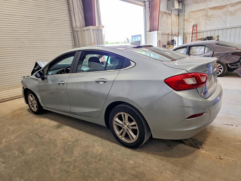 54329866 :رقم المزاد ، 1G1BE5SM5H7228093 vin ، 2017 Chevrolet Cruze مزاد بيع