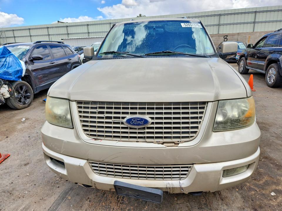 2005 Ford Expedition მანქანა იყიდება აუქციონზე, vin: 1FMFU20535LA58675, აუქციონის ნომერი: 52657376
