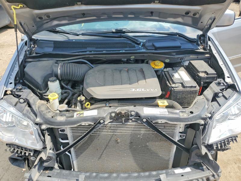 53128376 :رقم المزاد ، 2C4RC1BG2ER112083 vin ، 2014 Chrysler Town & Country مزاد بيع