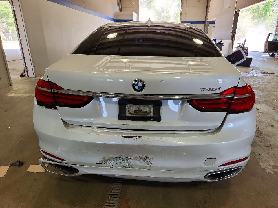 53769156 :رقم المزاد ، WBA7E2C5XKB216901 vin ، 2019 Bmw 740 مزاد بيع