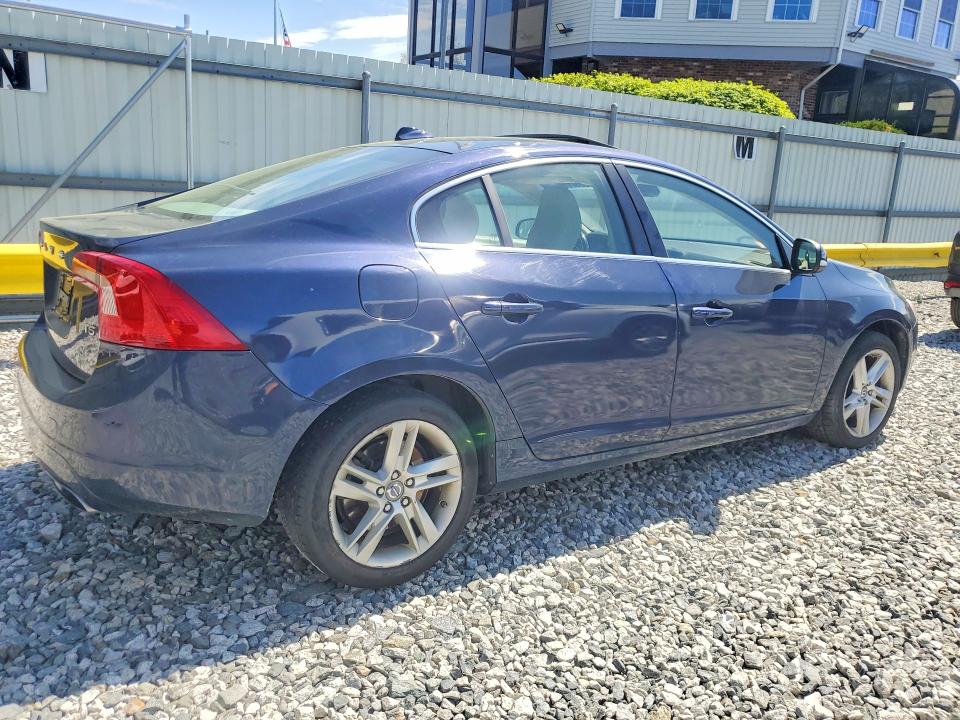 Продажа на аукционе авто 2015 Volvo S60, vin: YV126MFK2F2336893, номер лота: 53232096