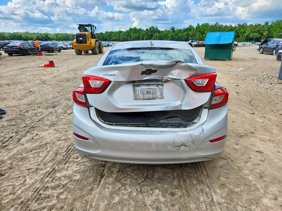 Продаж на аукціоні авто 2017 Chevrolet Cruze, vin: 1G1BE5SMXH7124991, номер лоту: 53384676