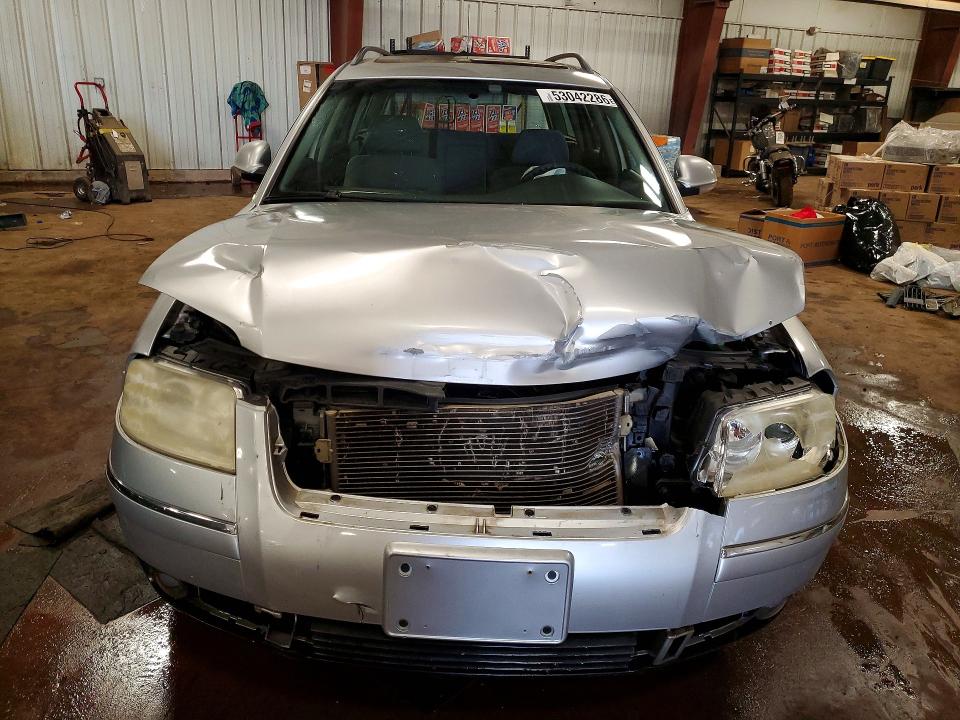 53042286 :رقم المزاد ، WVWVD63B44E296238 vin ، 2004 Volkswagen Passat مزاد بيع