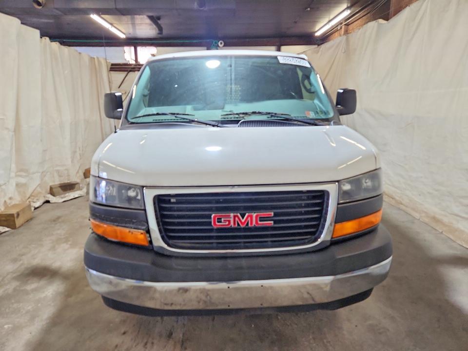 53284256 :رقم المزاد ، 1GTW7AFF5H1912751 vin ، 2017 Gmc Savana مزاد بيع