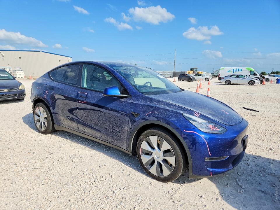 Продажа на аукционе авто 2021 Tesla Model Y, vin: 5YJYGDEE4MF122152, номер лота: 52426676