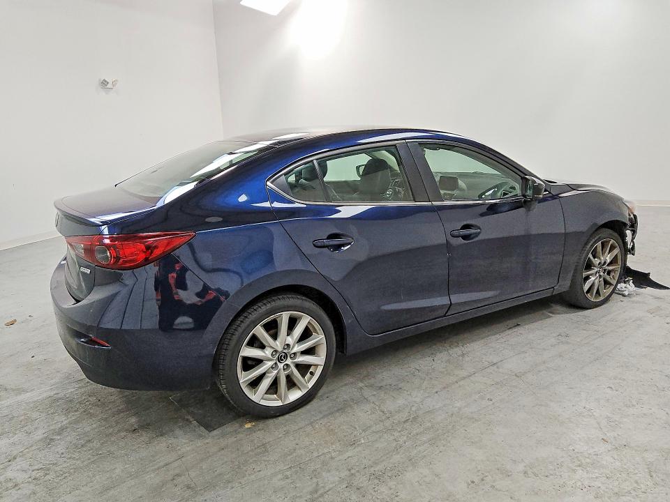 2018 Mazda 3 მანქანა იყიდება აუქციონზე, vin: 3MZBN1V3XJM174088, აუქციონის ნომერი: 50973216
