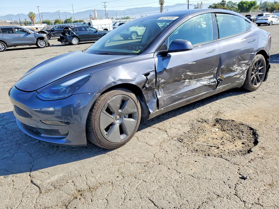 Продажа на аукционе авто 2023 Tesla Model 3, vin: 5YJ3E1EA5PF692323, номер лота: 52314656