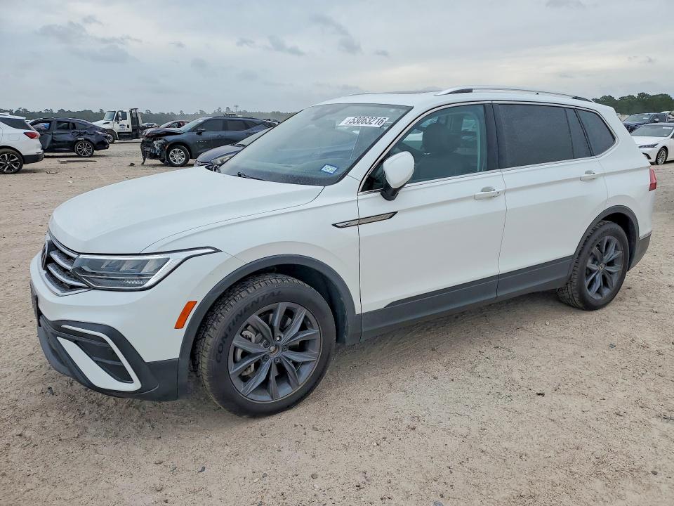 Продажа на аукционе авто 2022 Volkswagen Tiguan, vin: 3VV3B7AX9NM059257, номер лота: 53063216
