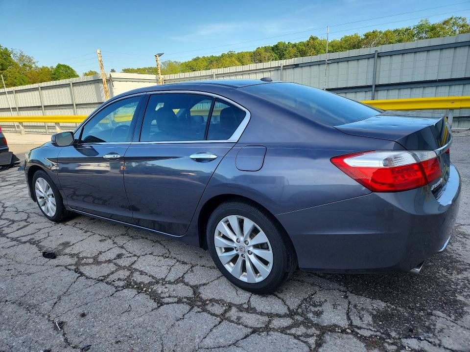 52355816 :رقم المزاد ، 1HGCR3F87DA046640 vin ، 2013 Honda Accord مزاد بيع