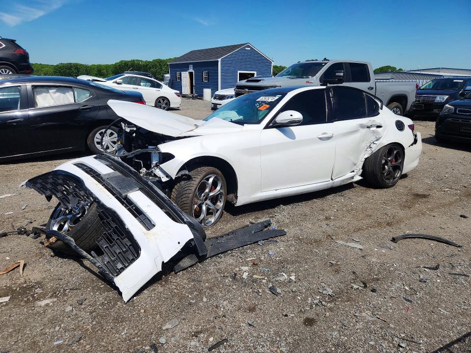 Продаж на аукціоні авто 2017 Alfa Romeo Giulia, vin: ZARFAECN1H7559254, номер лоту: 52928216