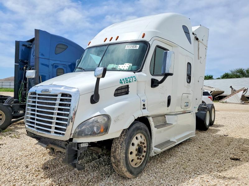 54124836 :رقم المزاد ، 1FUJGHD91JLJX8273 vin ، 2018 Freightliner Cascadia 113 مزاد بيع