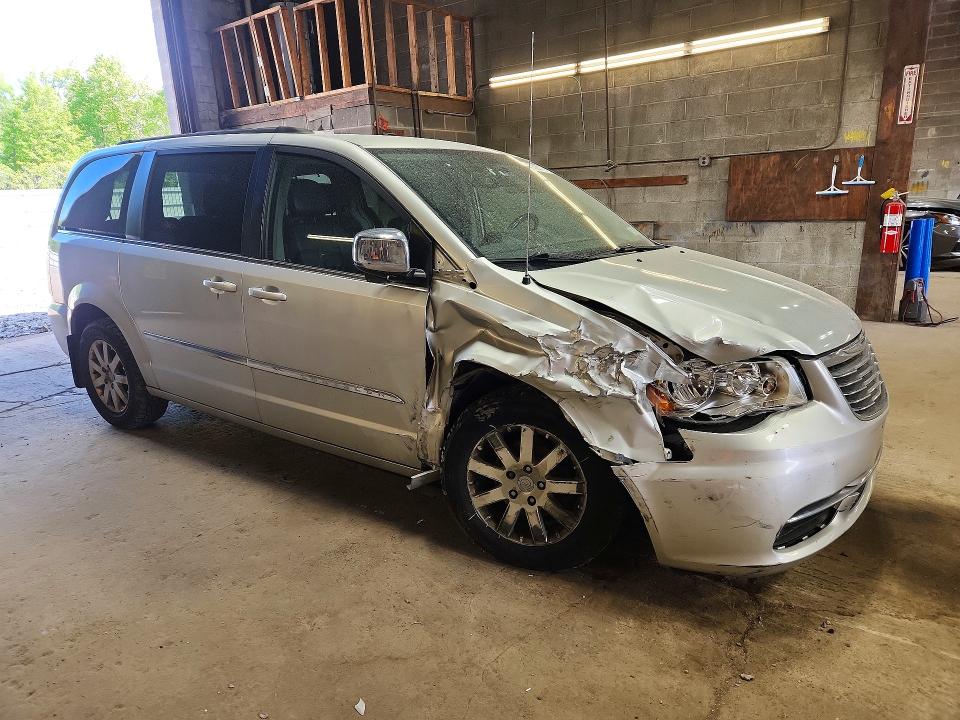 2011 Chrysler Town & Country მანქანა იყიდება აუქციონზე, vin: 2A4RR8DG0BR631594, აუქციონის ნომერი: 55288176