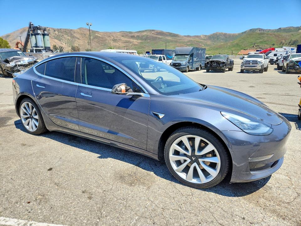 2018 Tesla Model 3 მანქანა იყიდება აუქციონზე, vin: 5YJ3E1EB0JF087013, აუქციონის ნომერი: 53241996