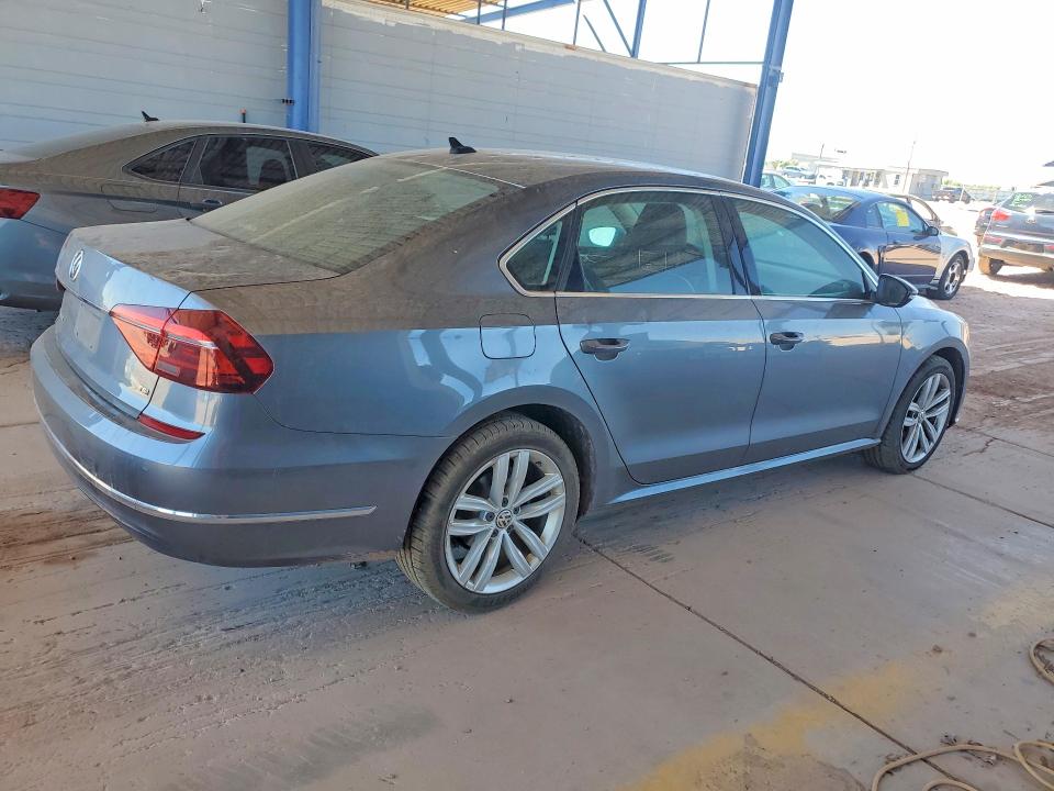 Продажа на аукционе авто 2018 Volkswagen Passat, vin: 1VWBA7A32JC023445, номер лота: 54921646
