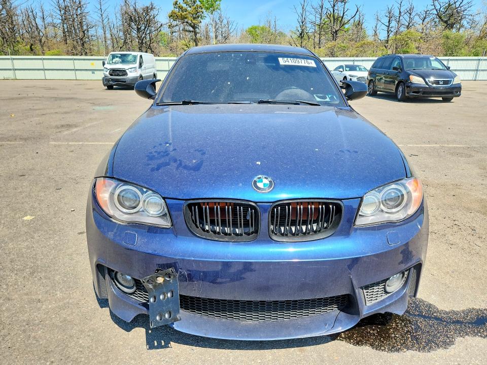 54109776 :رقم المزاد ، WBAUC9C51CVM12453 vin ، 2012 Bmw 135 مزاد بيع