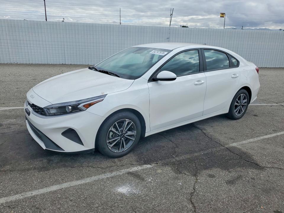 54797976 :رقم المزاد ، 3KPF24AD4RE799458 vin ، 2024 Kia Forte مزاد بيع