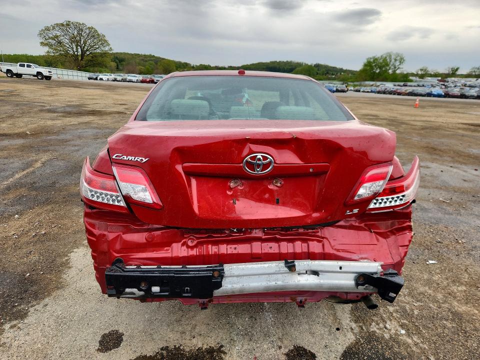 52842546 :رقم المزاد ، 4T4BF3EK8BR176505 vin ، 2011 Toyota Camry مزاد بيع
