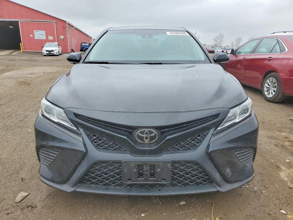 Продаж на аукціоні авто 2018 Toyota Camry, vin: 4T1B11HK5JU006013, номер лоту: 53300466