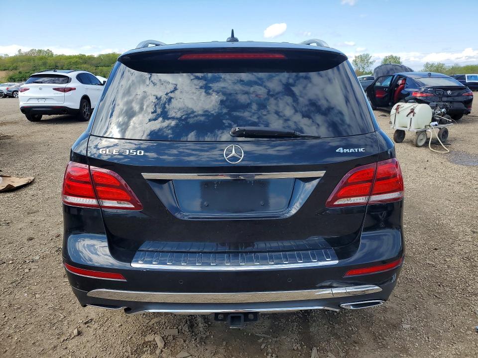 52721716 :رقم المزاد ، 4JGDA5HB6JB004752 vin ، 2018 Mercedes-benz Gle مزاد بيع