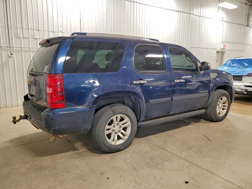 2007 Chevrolet Tahoe მანქანა იყიდება აუქციონზე, vin: 1GNFK13077R330415, აუქციონის ნომერი: 53824156