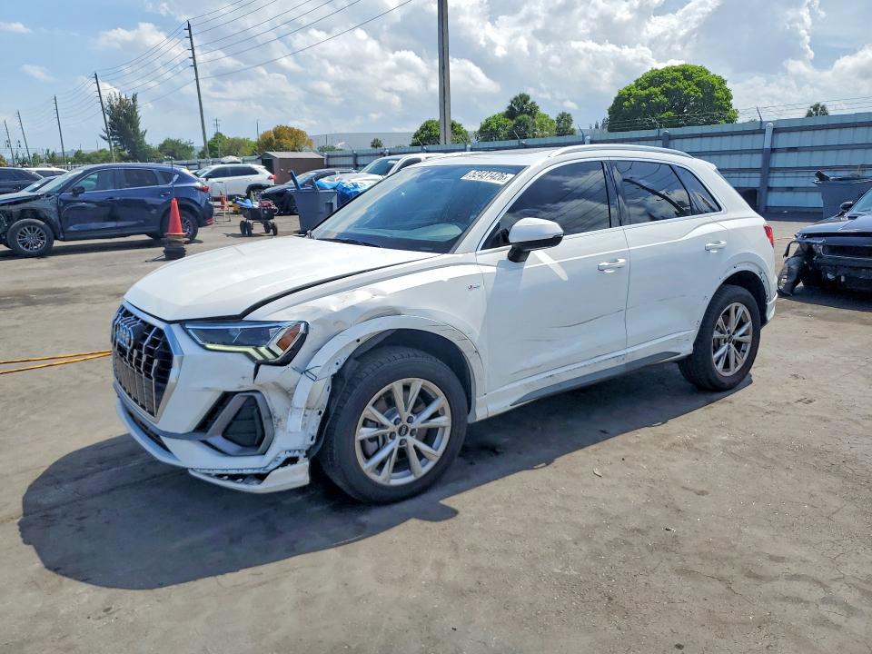52431426 :رقم المزاد ، WA1DECF39P1112879 vin ، 2023 Audi Q3 مزاد بيع