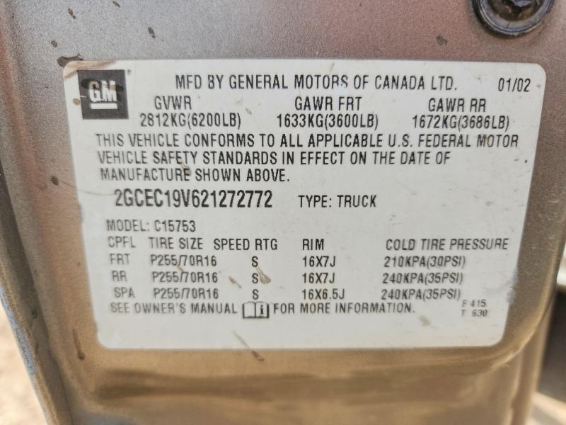 53026676 :رقم المزاد ، 2GCEC19V621272772 vin ، 2002 Chevrolet Silverado مزاد بيع