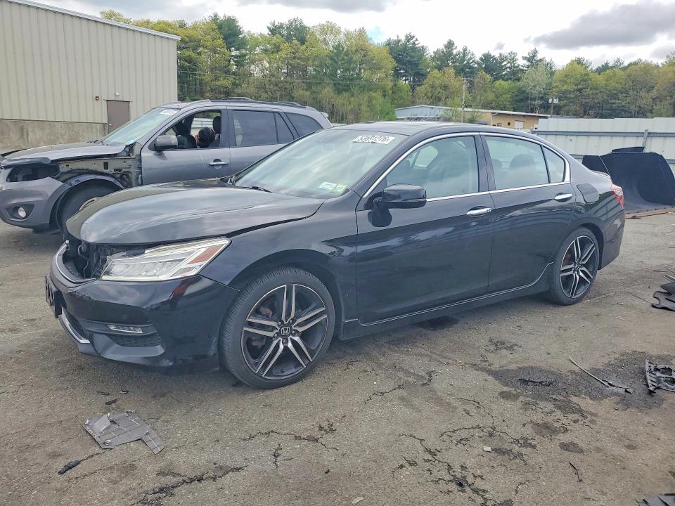 Продажа на аукционе авто 2017 Honda Accord, vin: 1HGCR3F9XHA010214, номер лота: 53691276