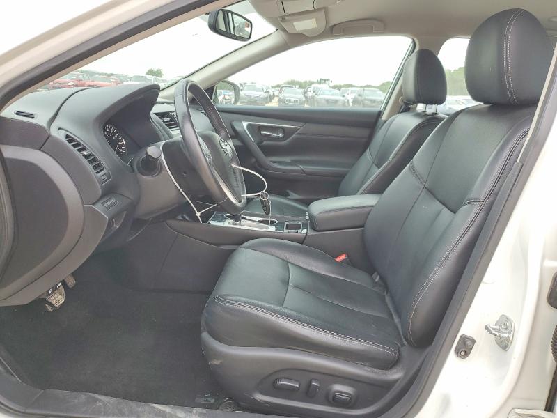 Продажа на аукционе авто 2017 Nissan Altima, vin: 1N4AL3AP4HC125172, номер лота: 52743996