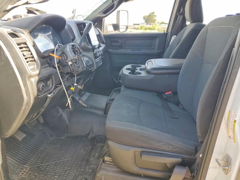 Продажа на аукционе авто 2022 Ram 2500, vin: 3C6UR5HL2NG295423, номер лота: 51892306