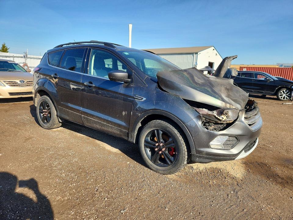 Продажа на аукционе авто 2017 Ford Escape, vin: 1FMCU0GDXHUE26434, номер лота: 51409486