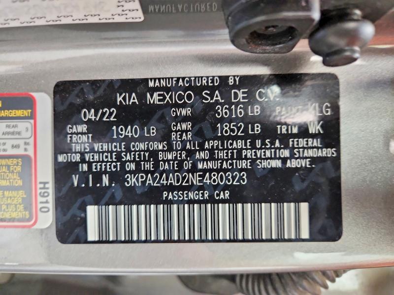 52013326 :رقم المزاد ، 3KPA24AD2NE480323 vin ، 2022 Kia Rio مزاد بيع