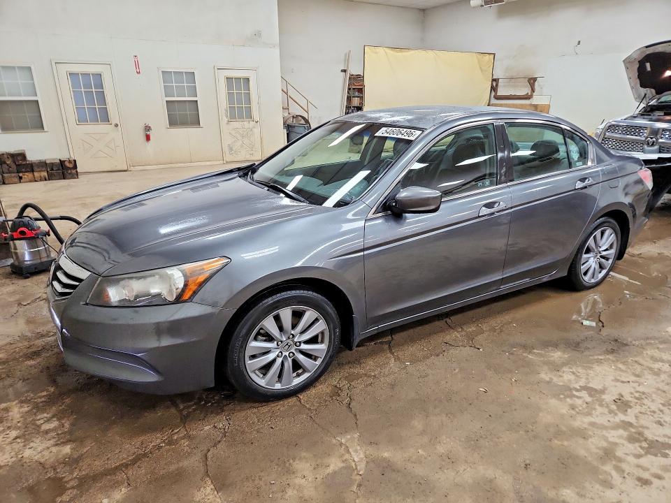 2011 Honda Accord მანქანა იყიდება აუქციონზე, vin: 1HGCP2F81BA119241, აუქციონის ნომერი: 54606496