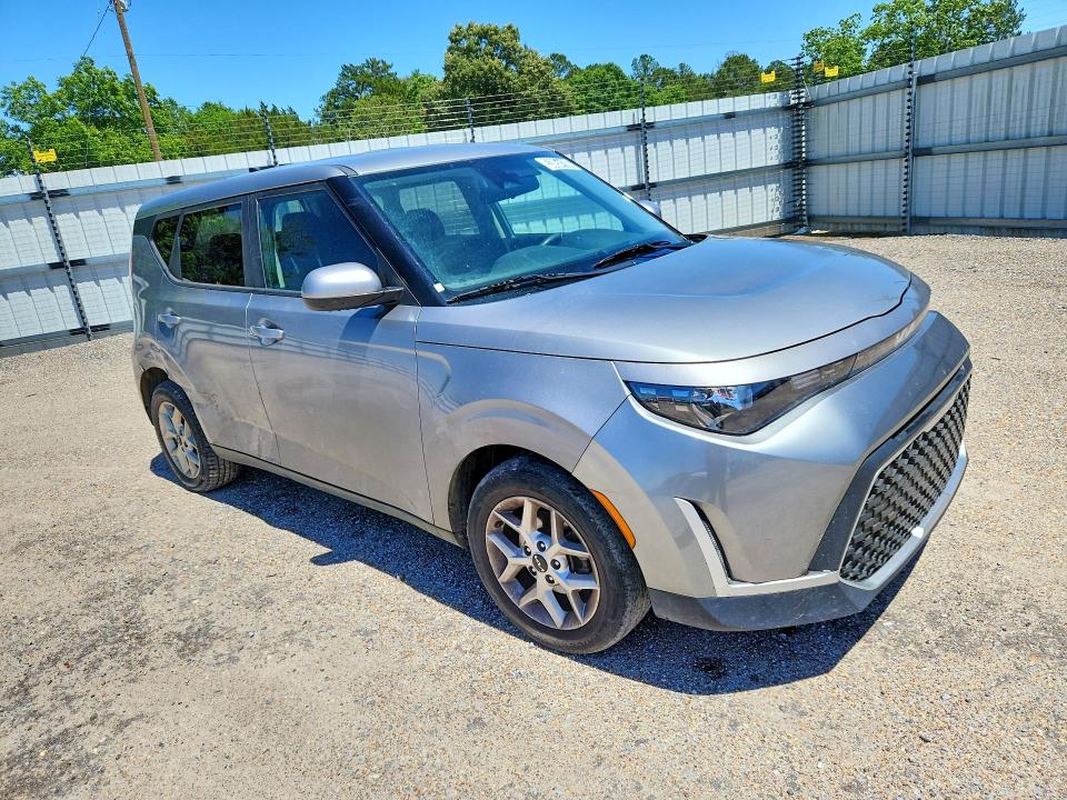 53054106 :رقم المزاد ، KNDJ23AU4R7909817 vin ، 2024 Kia Soul مزاد بيع