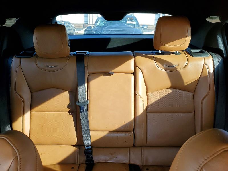 55341756 :رقم المزاد ، 1GYFZER41LF150147 vin ، 2020 Cadillac Xt4 مزاد بيع