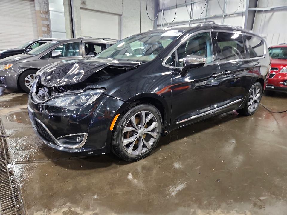 Продаж на аукціоні авто 2017 Chrysler Pacifica, vin: 2C4RC1GG4HR810966, номер лоту: 51777926